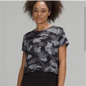 Lululemon CATES TRAINING TEE HERITAGE SPECKLE CAMO JACQUARD BLK SZ 10